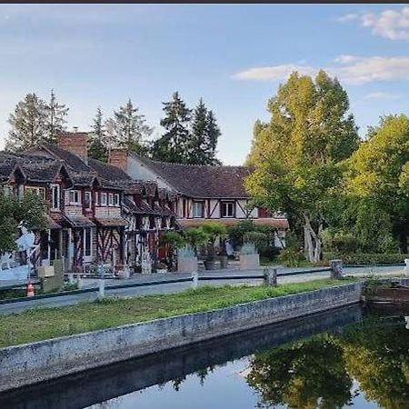 فندق Le Moulin De Villiers Nouan-le-Fuzelier المظهر الخارجي الصورة